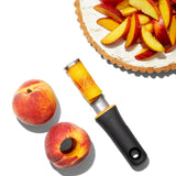 Dénoyauteur à pêche OXO