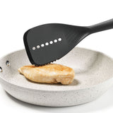 Spatule trouée en nylon Gourmet STEEL